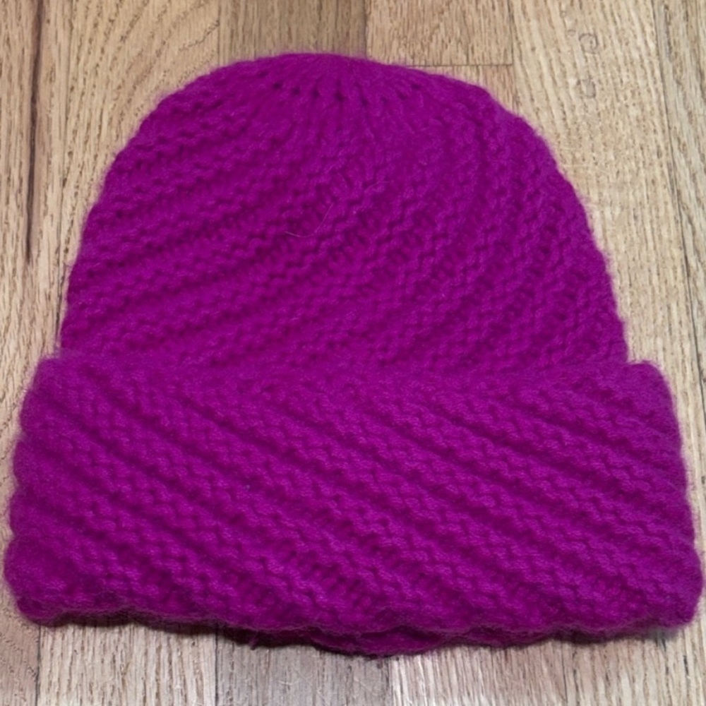 ANTHROPOLOGIE cashmere beanie